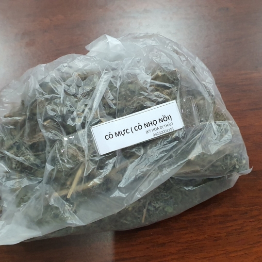 Cỏ mực (cỏ nhọ nồi)